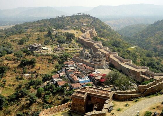 Aerial_view_of_Kumbhalgarh Aerial_view_of_Kumbhalgarh